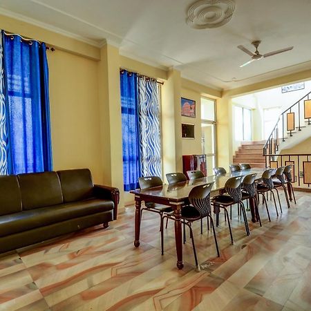 Oyo Hotel Prayag Джайпур Екстериор снимка