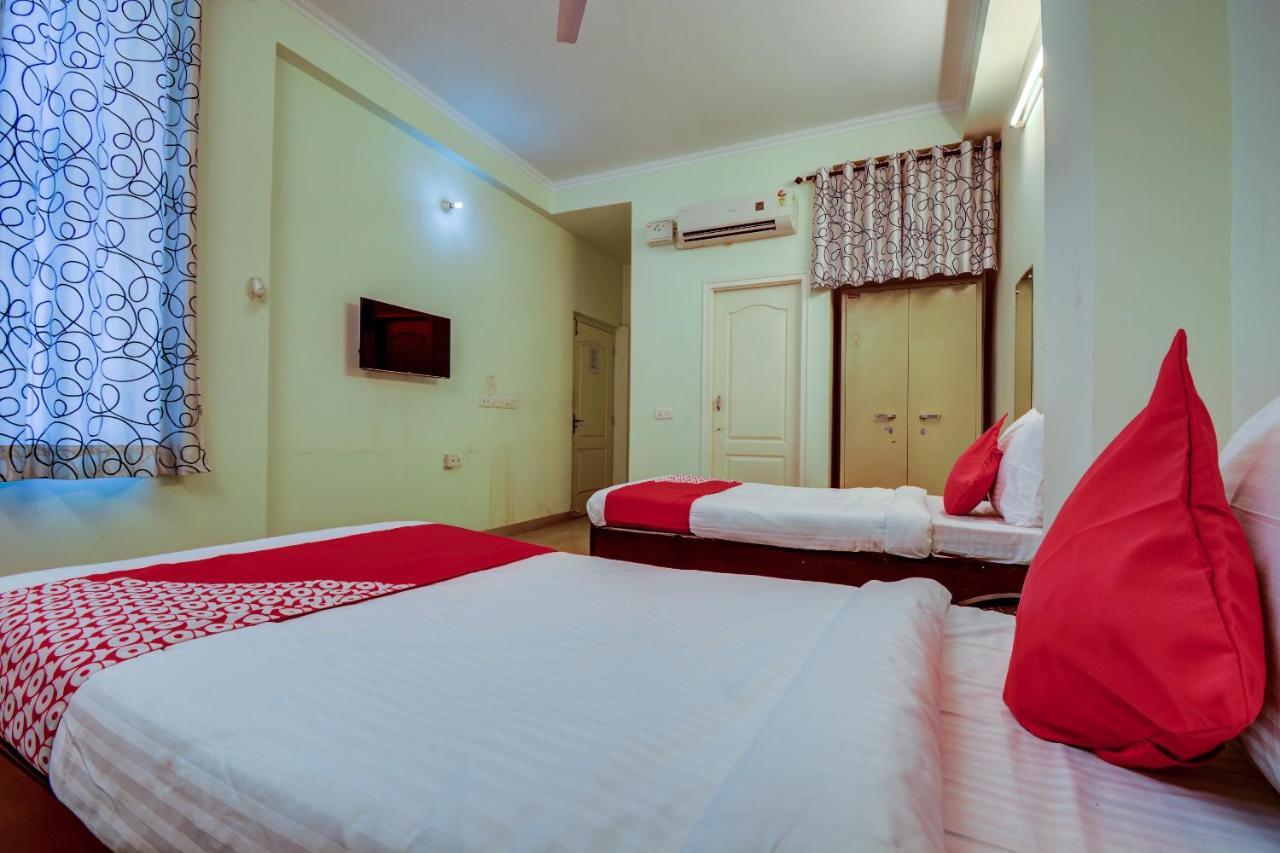 Oyo Hotel Prayag Джайпур Екстериор снимка